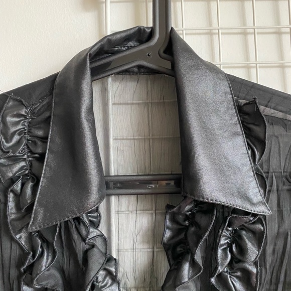 Sheer ruffle blouse - Picture 8 of 8